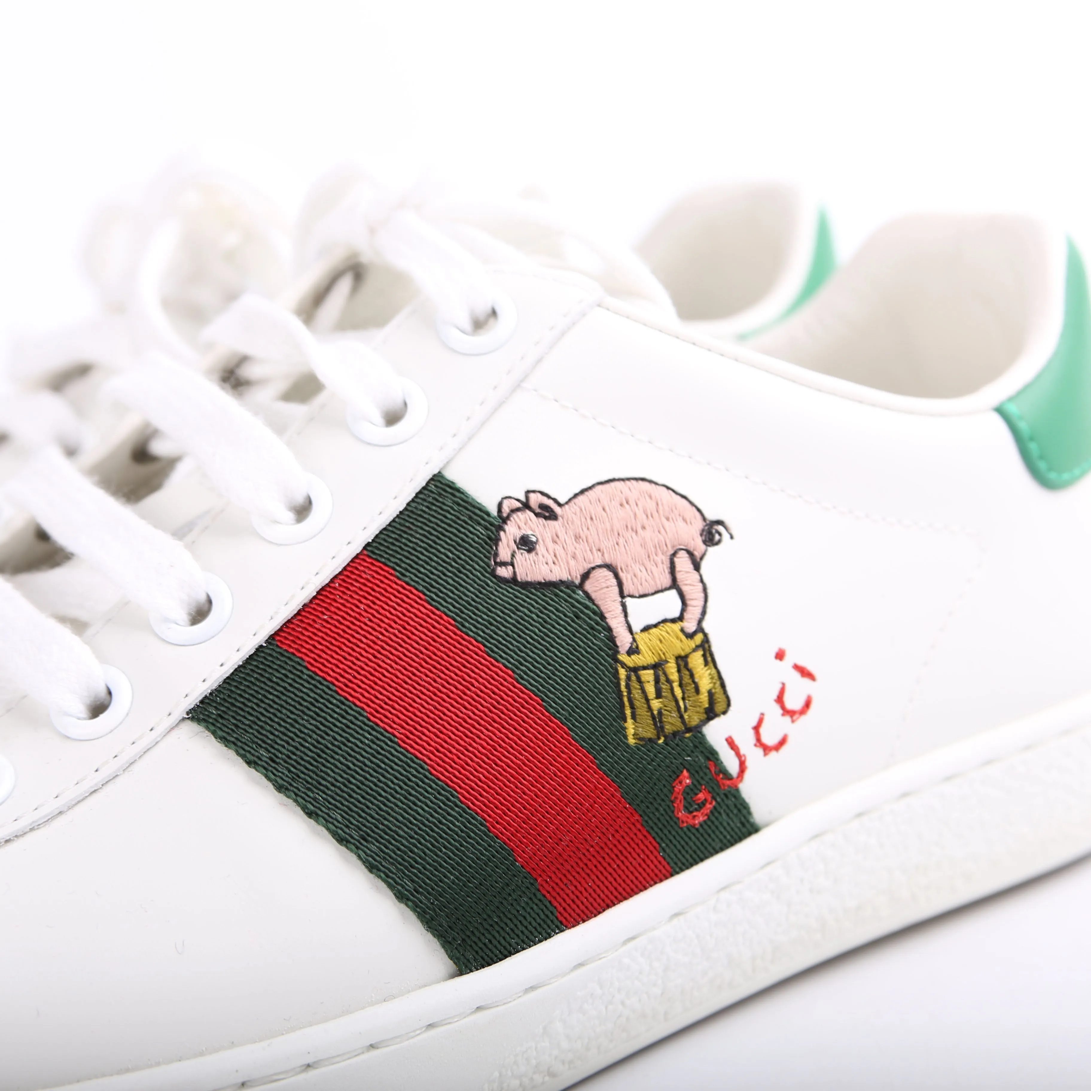 Ace Web Pig/Kitten Sneakers Size 34.5