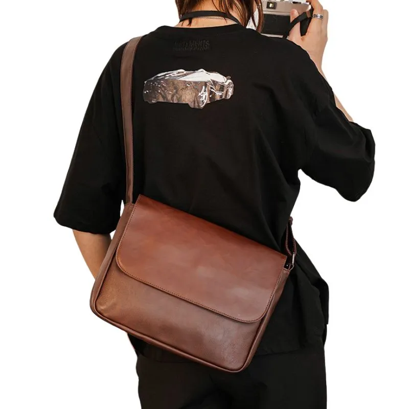 Small Vintage Messenger Bag